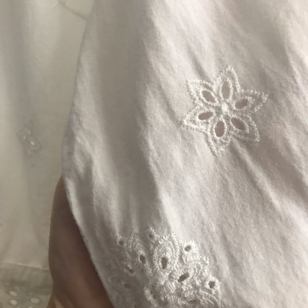 Eyelet Scalloped Sleeve Drawstring Waist Keyhole Back Popover Top Blouse S - Picture 7 of 10